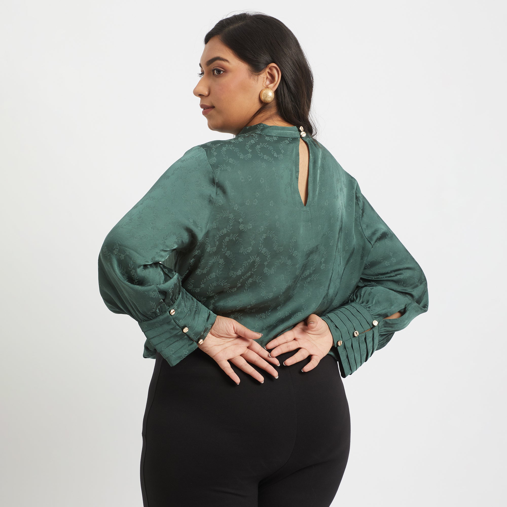 Green viscose jacquard plus size keyhole top