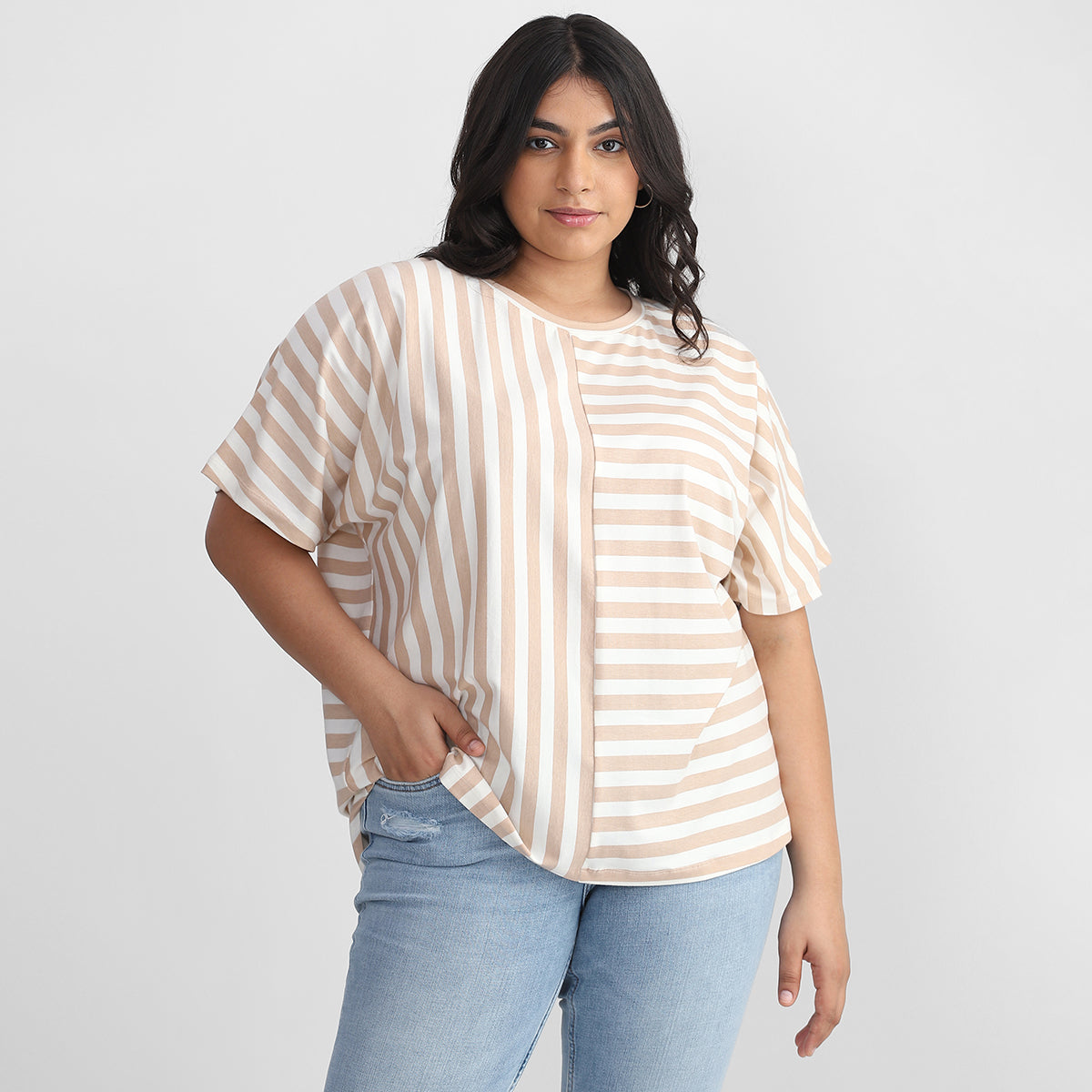 Oatmeal Stripes T-shirt For Plus Size Women