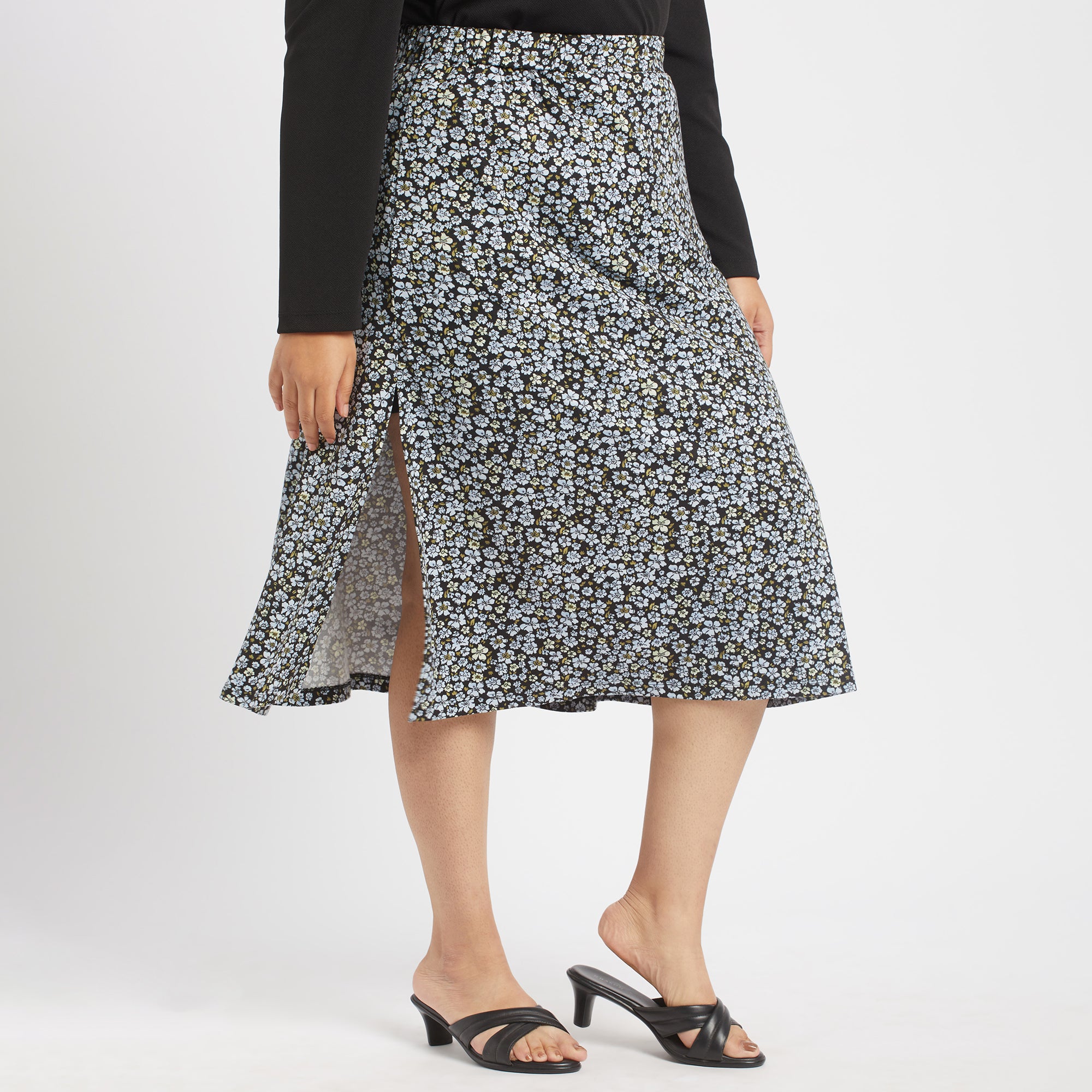 Blue Ditsy Floral Plus Size Knit Keyhole Skirt