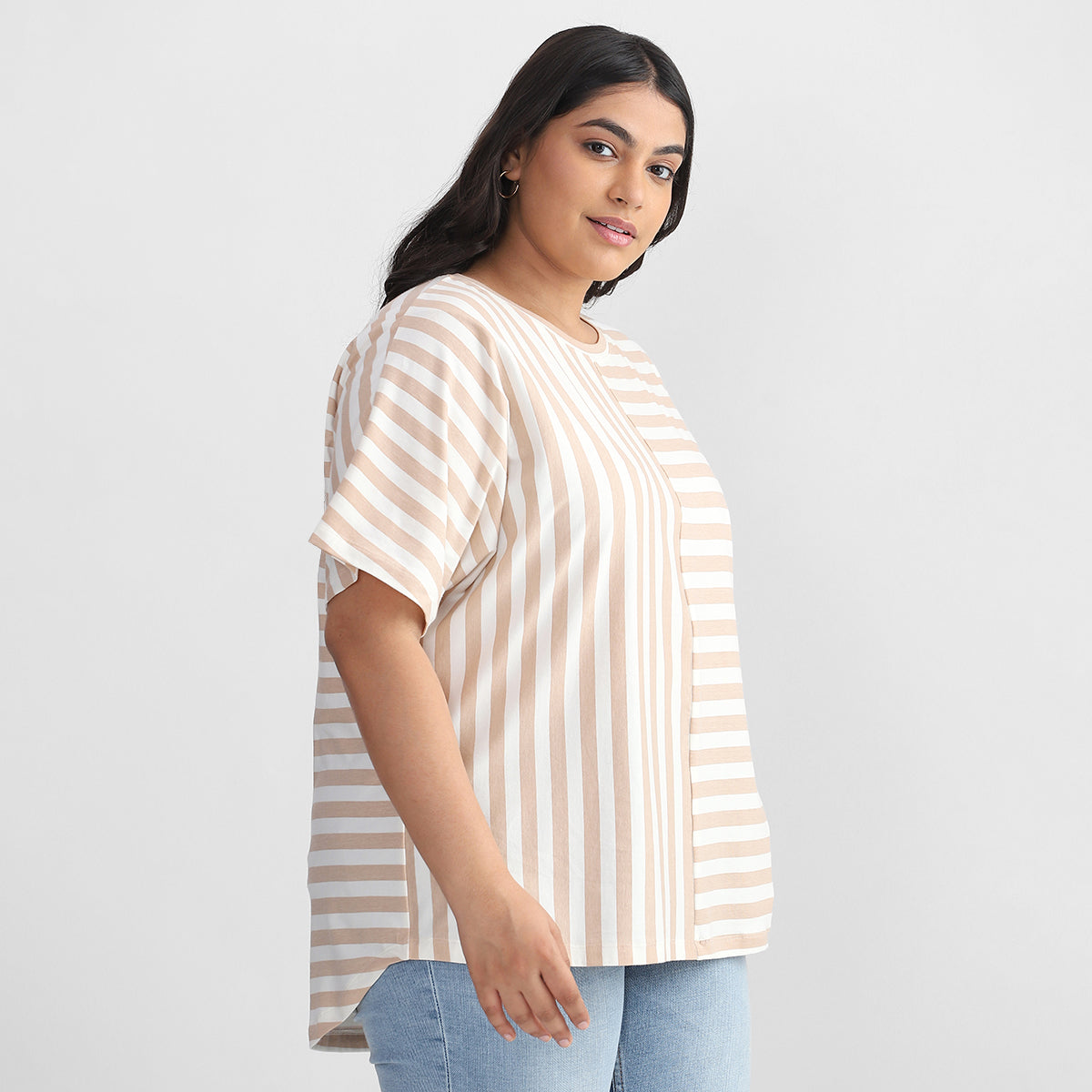 Oatmeal Stripes T-shirt For Plus Size Women