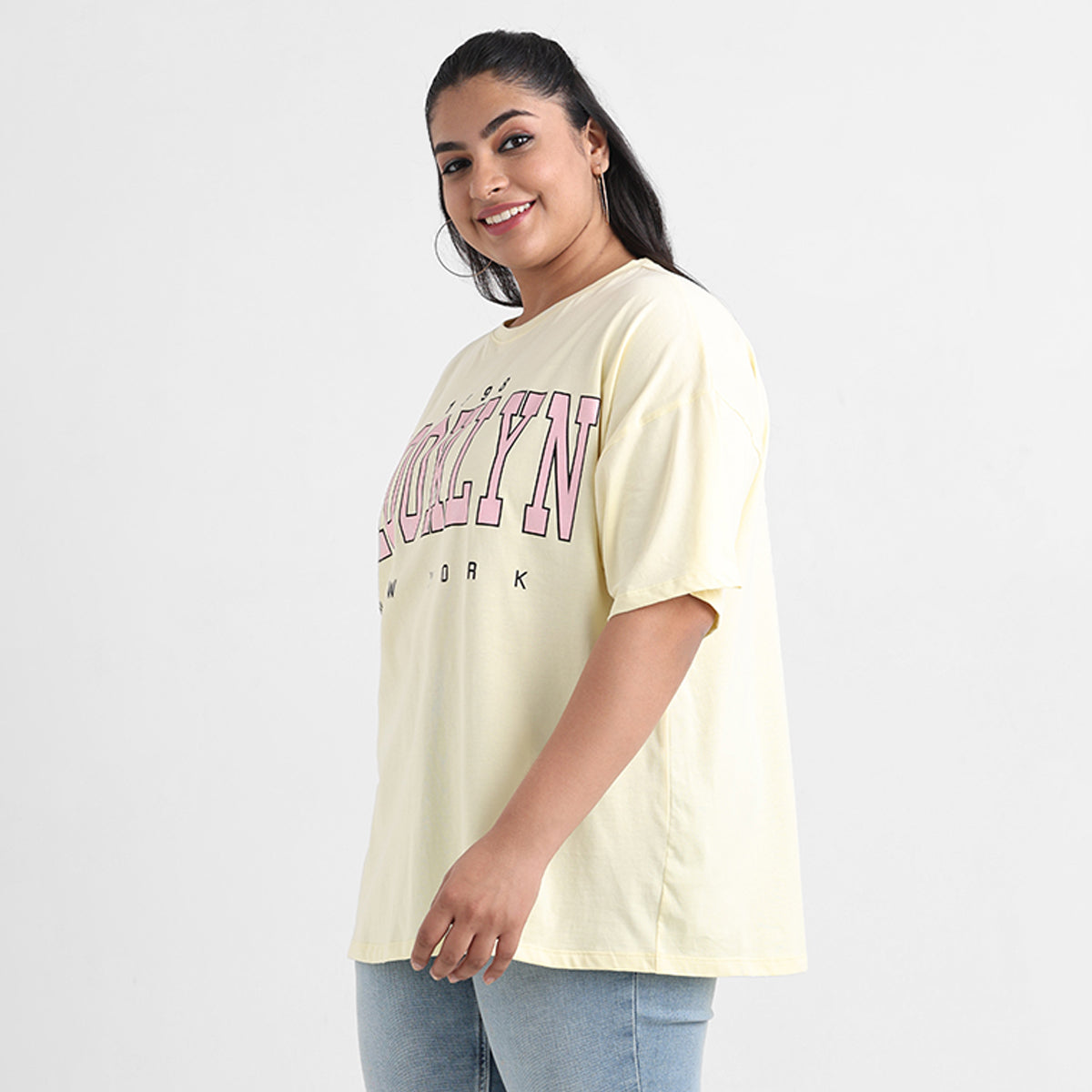 Yellow text plus size cotton tee