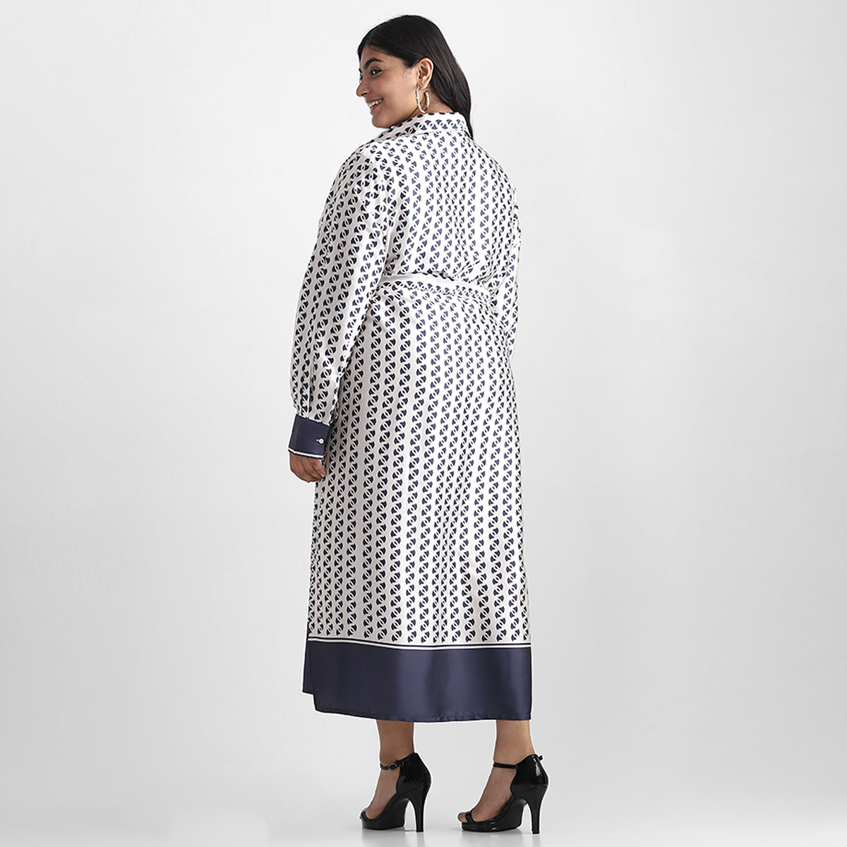 Border Print Satin Plus Size Shirt Dress