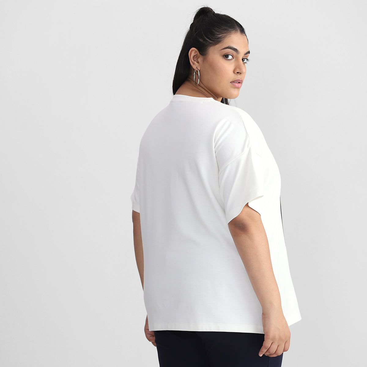 Floral Silhouette White T-shirt For Plus Size Women