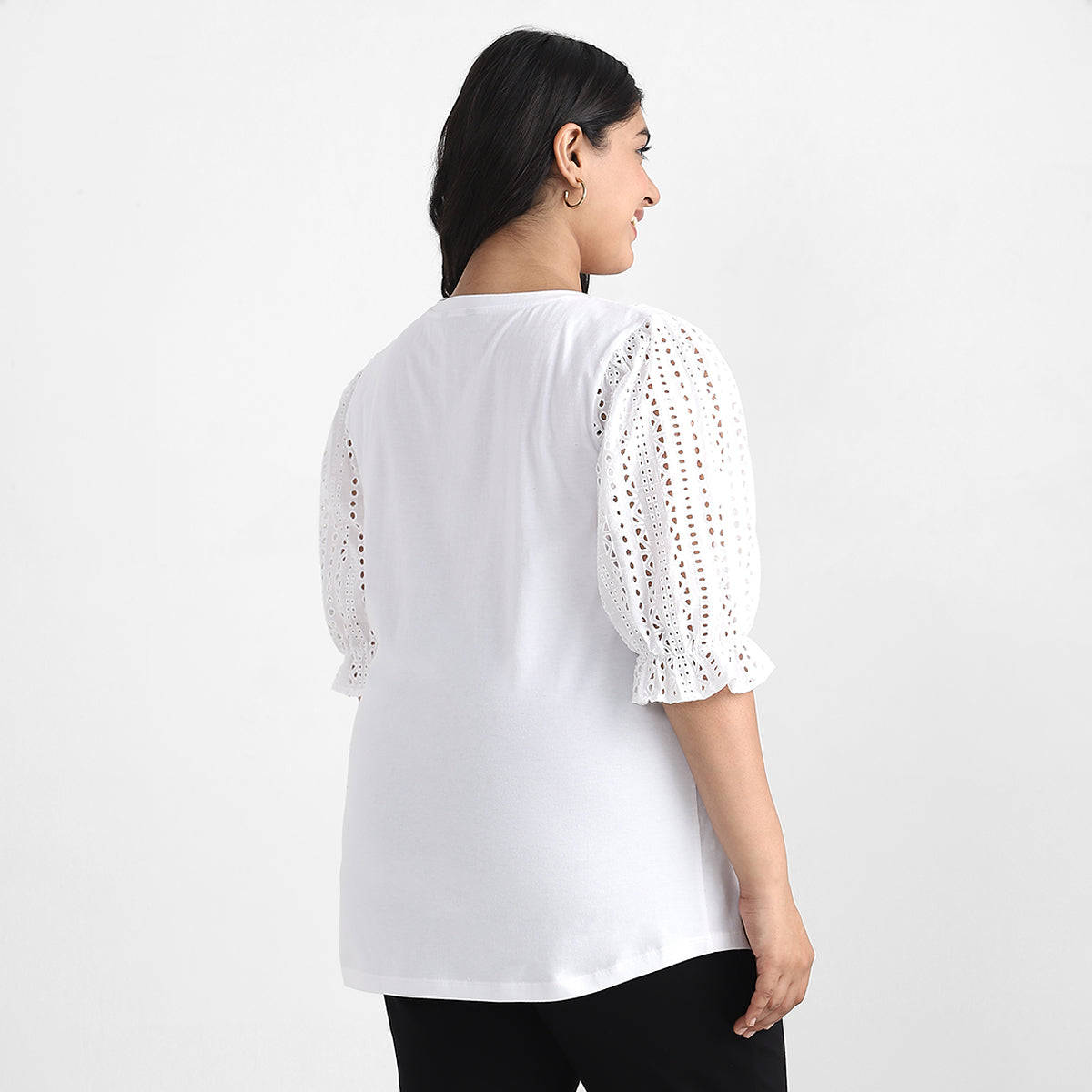 White Embroidery Puff Sleeve Plus Size Jersey Top