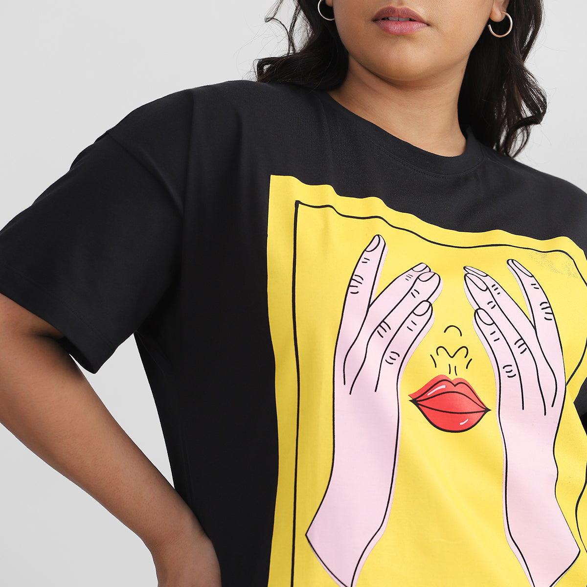 Rose Lips Black T-shirt For Plus Size Women