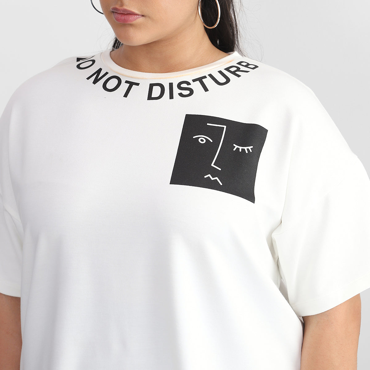 Do Not Disturb White T-shirt For Plus Size Women