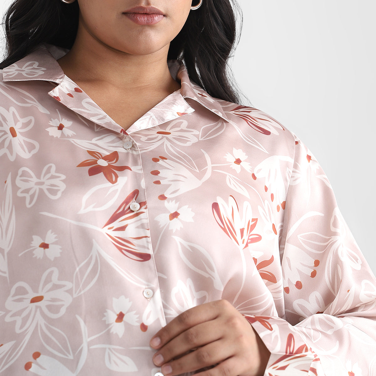 Beige Satin Print Plus Size Basic Shirt