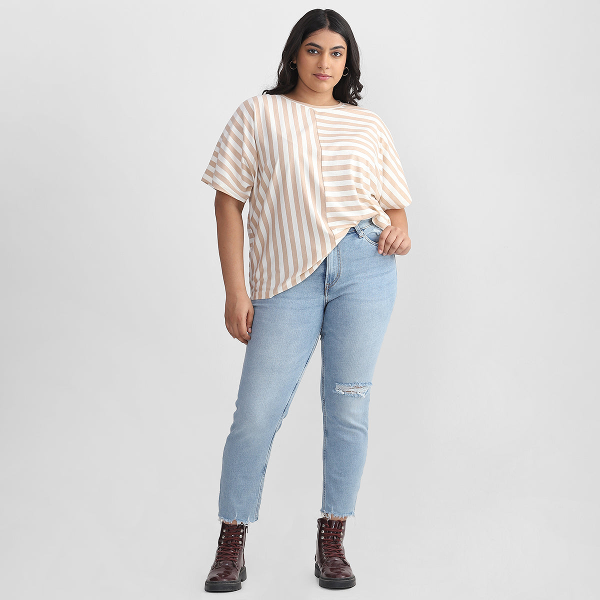 Oatmeal Stripes T-shirt For Plus Size Women