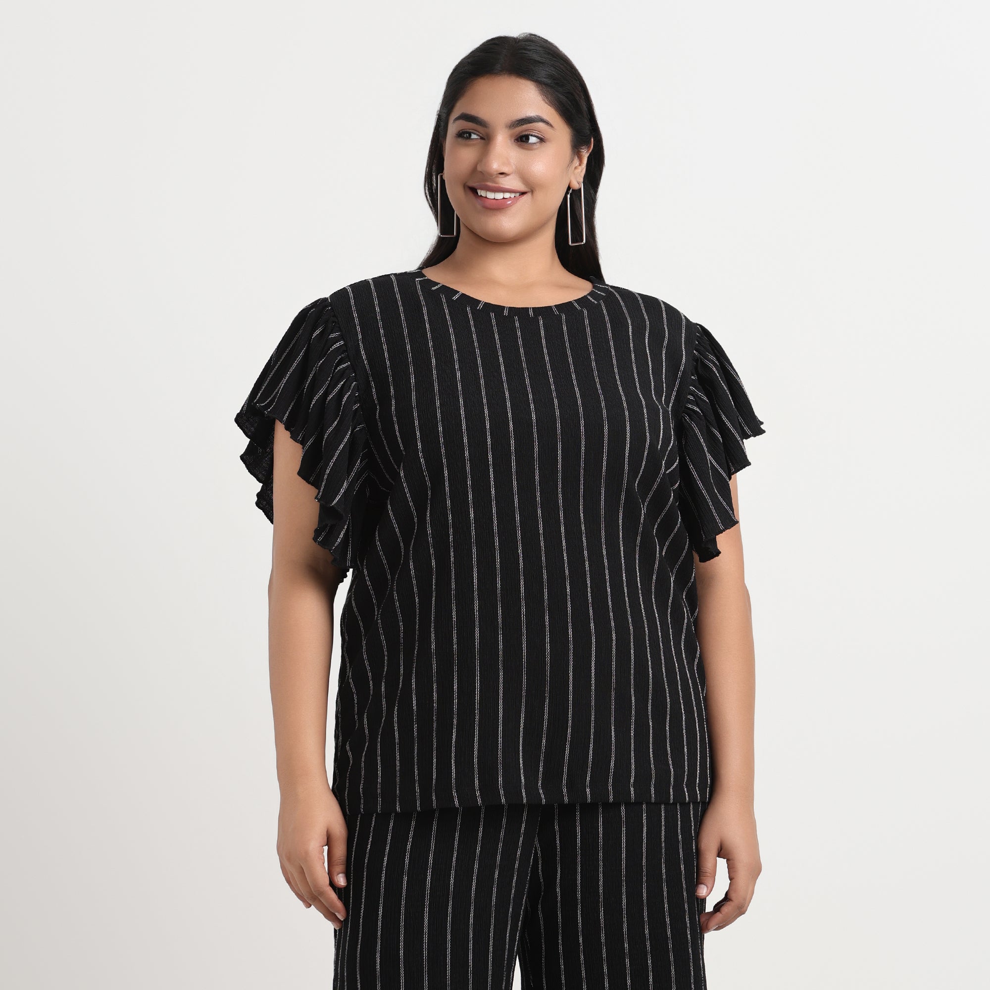 Black textured striped top, trendy plus size shirt
