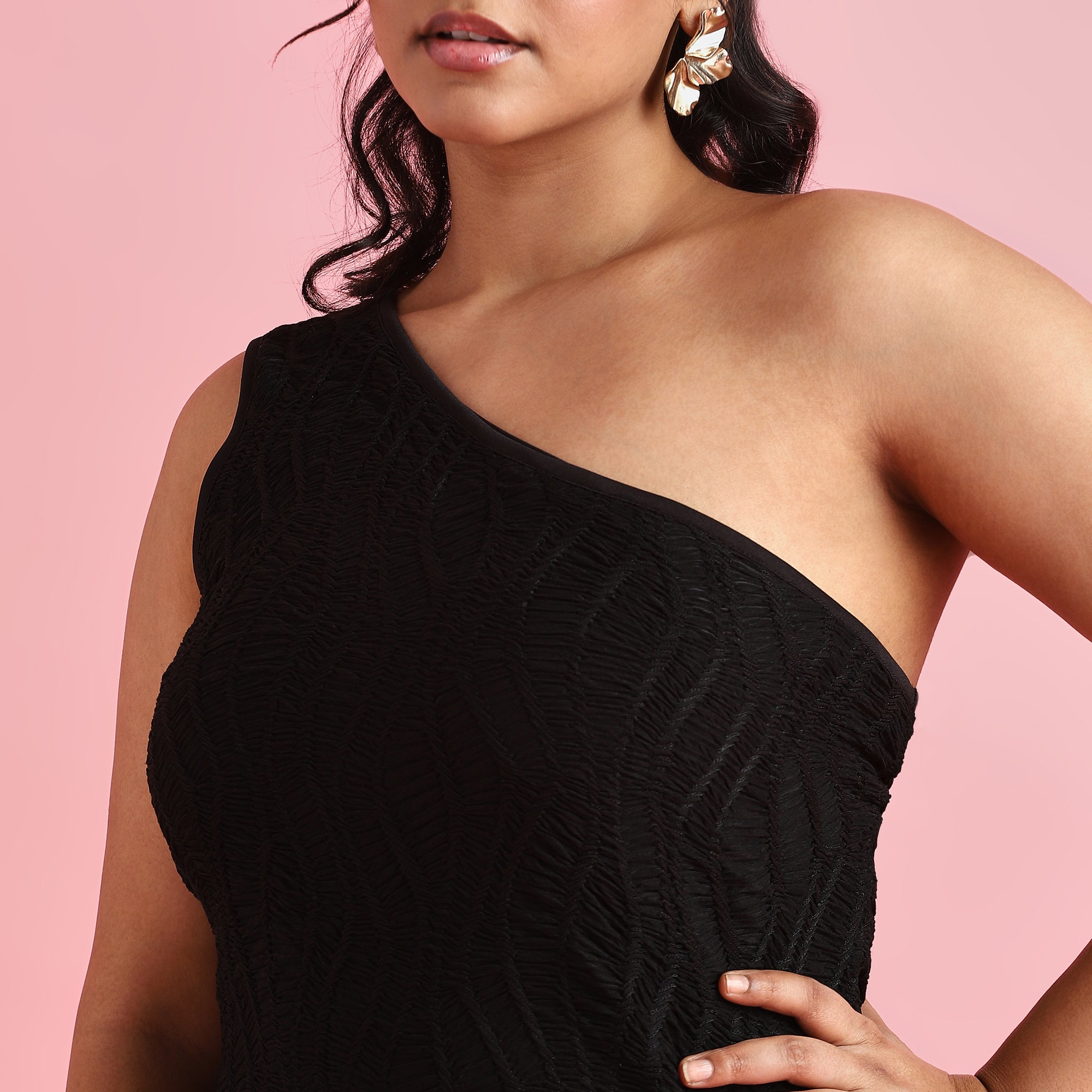 Black Textured Knit Plus Size One-Shoulder Midi Dress