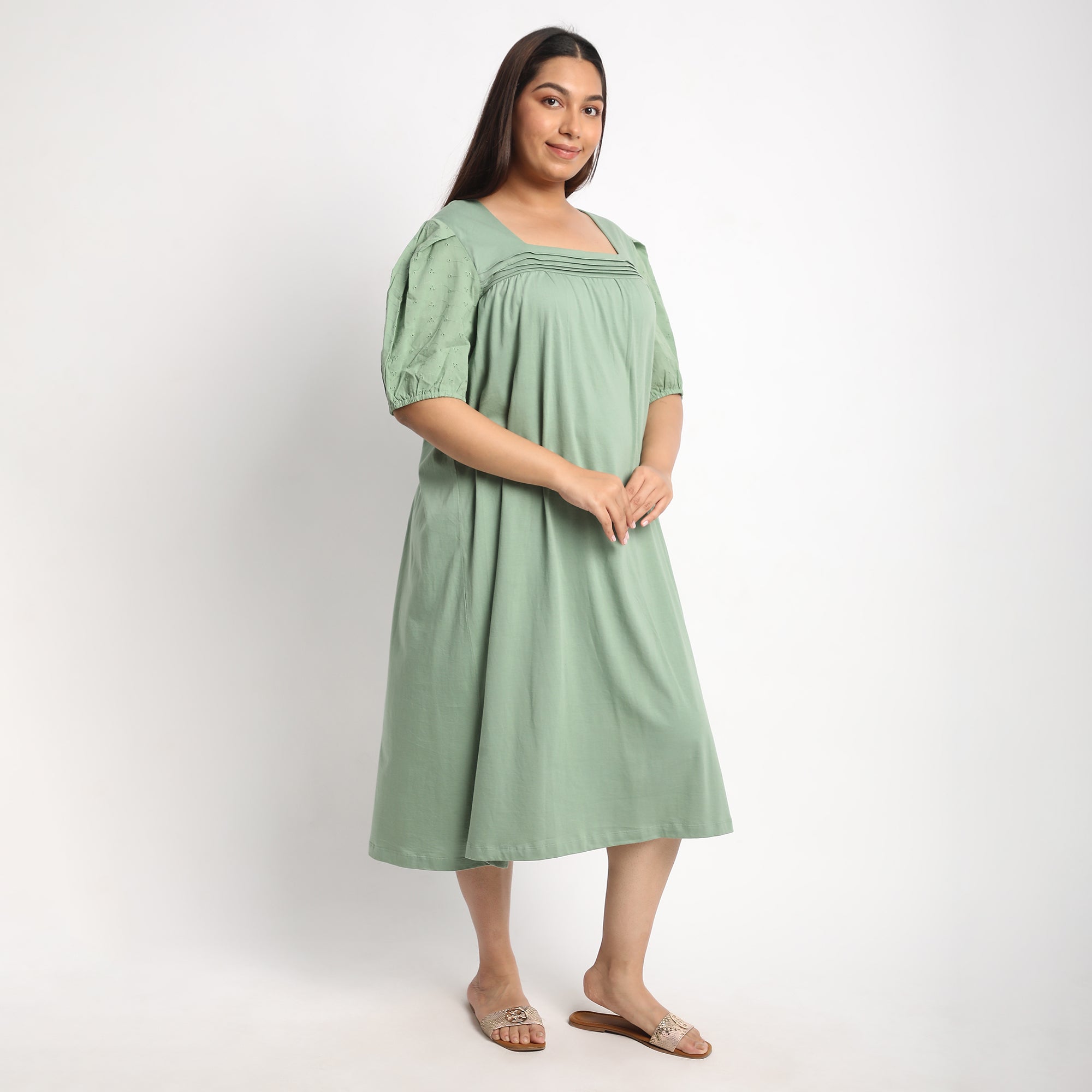 Green Cotton Jersey Plus Size Night Dress with Schiffli Sleeves Product Image 3