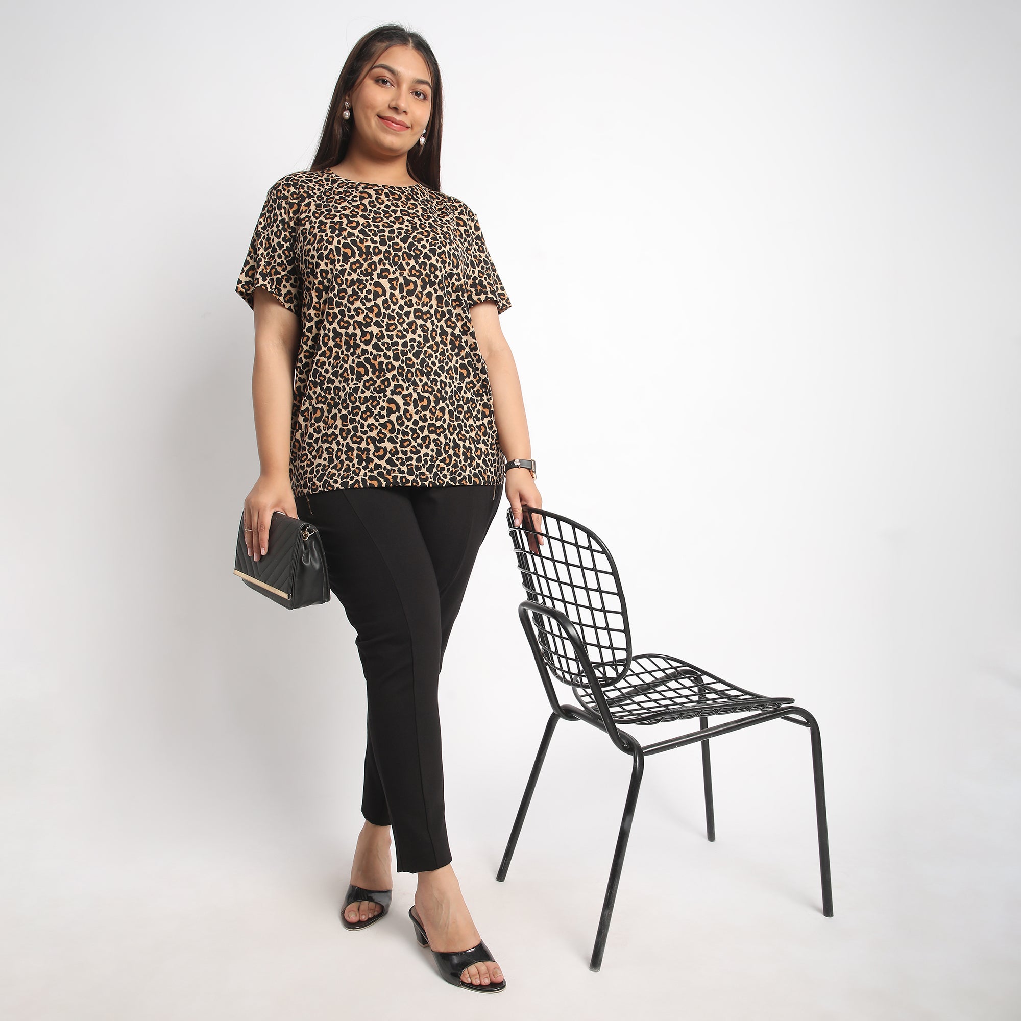 Animal Print Knit Round Neck Top