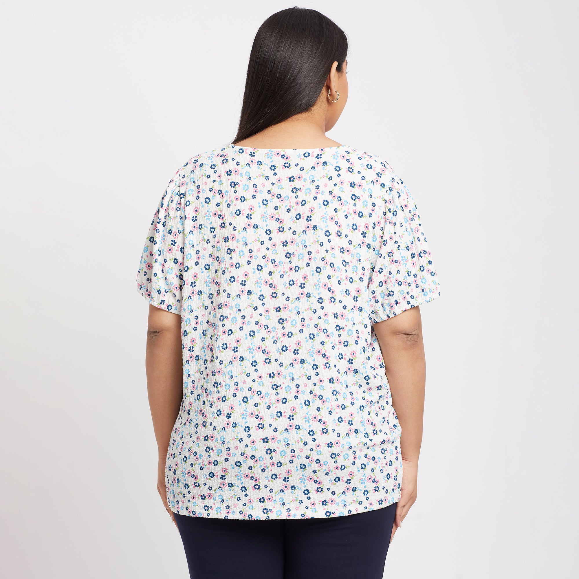 White Floral Print Plus Size Texture Knit Top