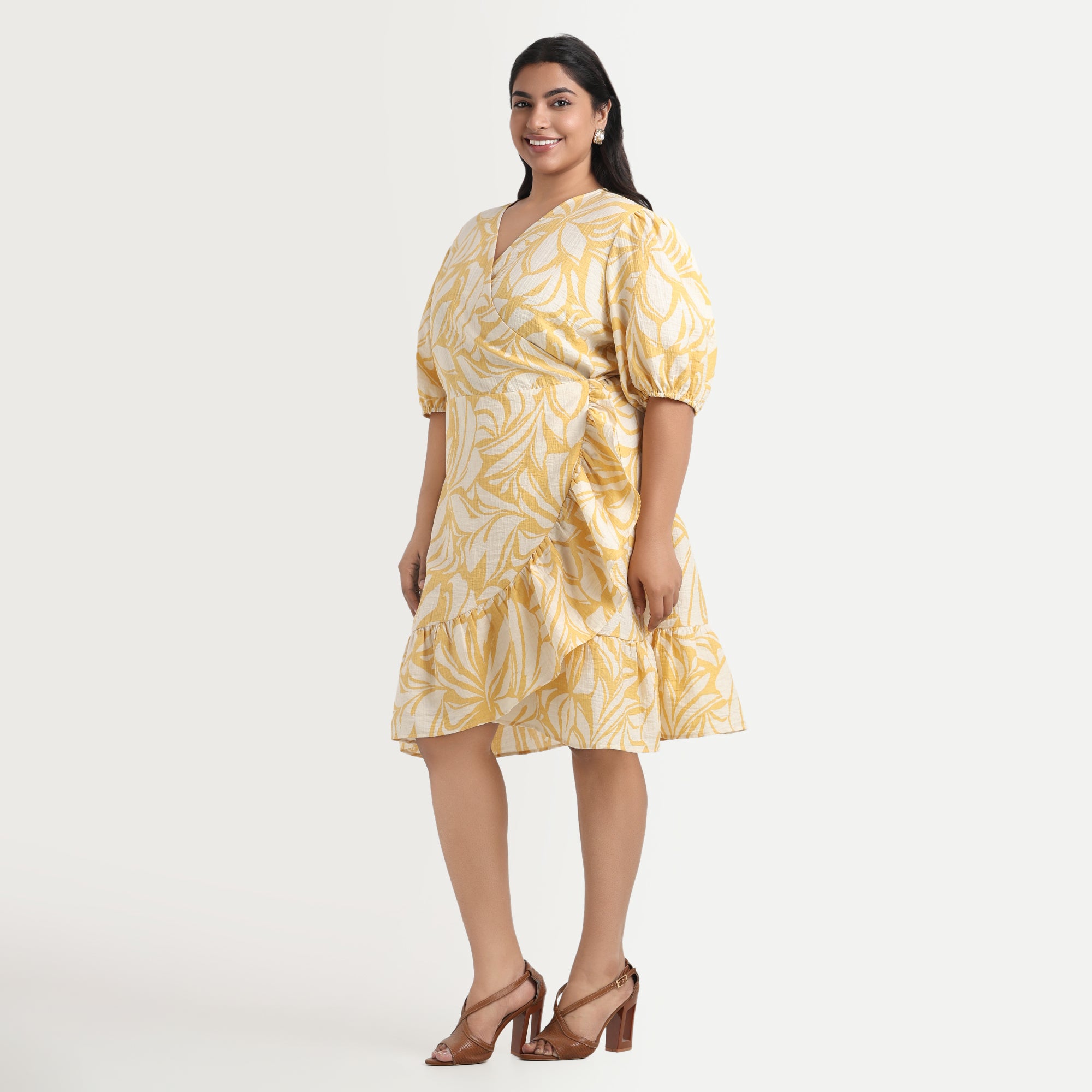 Yellow printed dress with soft fabric, plus size casual wear
